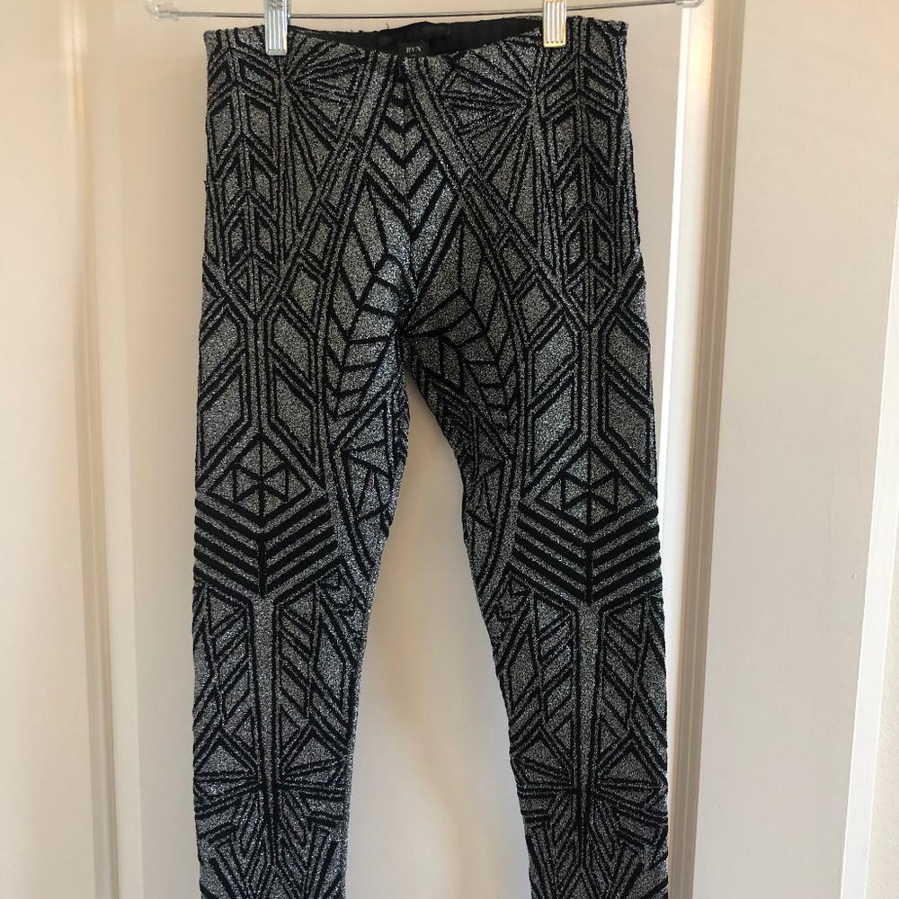 RVN Stretch Metallic Geometric Pants Size Medium